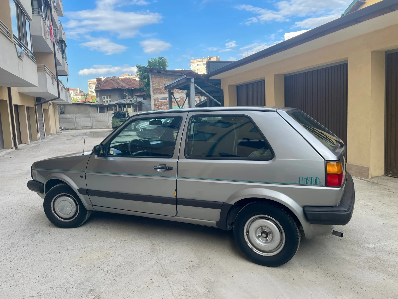VW Golf Boston, снимка 4 - Автомобили и джипове - 55166245