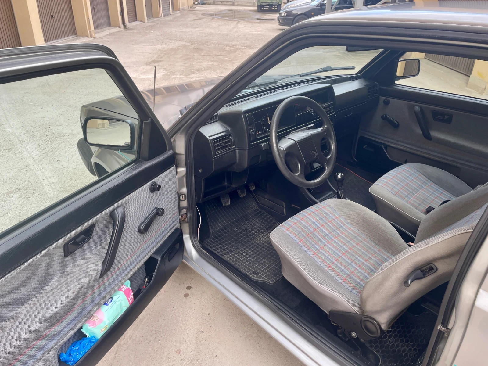 VW Golf Boston, снимка 6 - Автомобили и джипове - 55166245