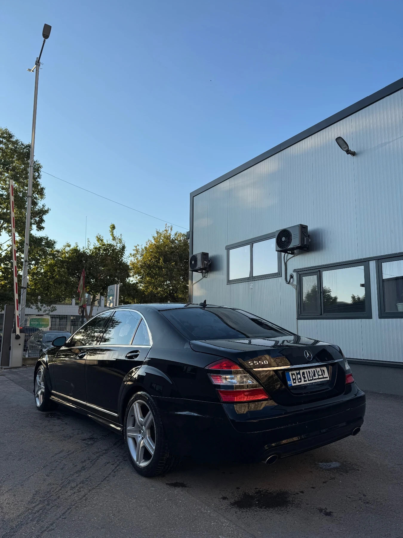 Mercedes-Benz S 550, снимка 2 - Автомобили и джипове - 55611705