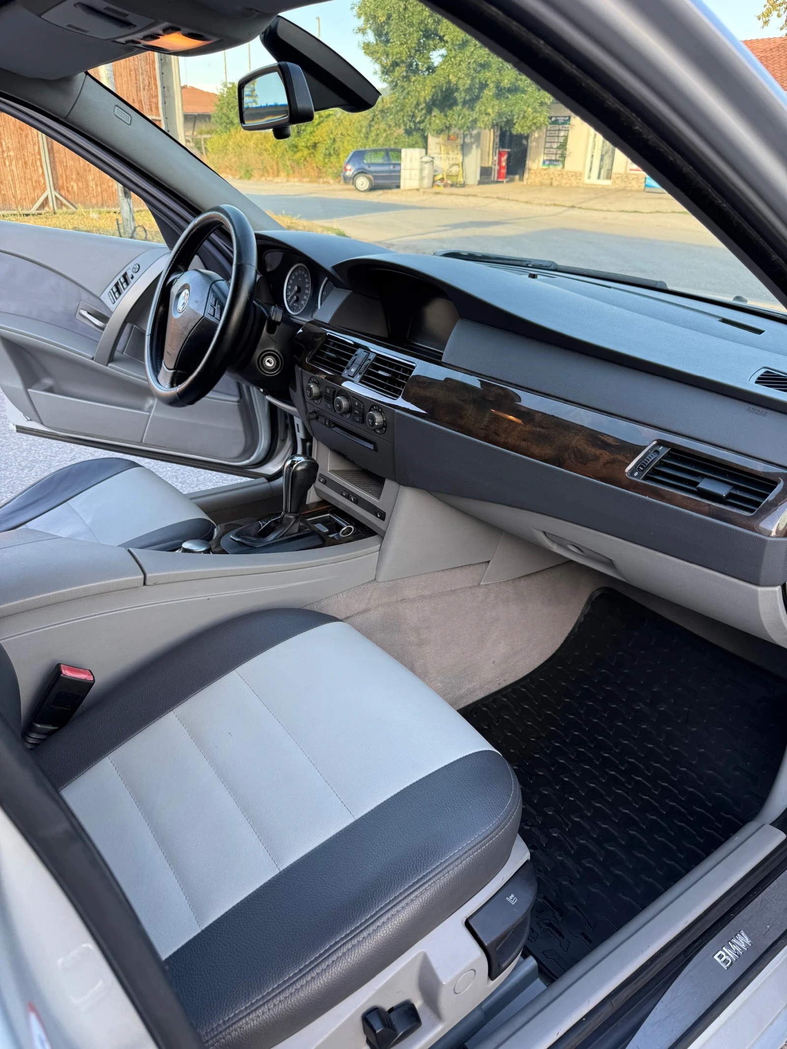 BMW 530 3.0D, снимка 10 - Автомобили и джипове - 56187303