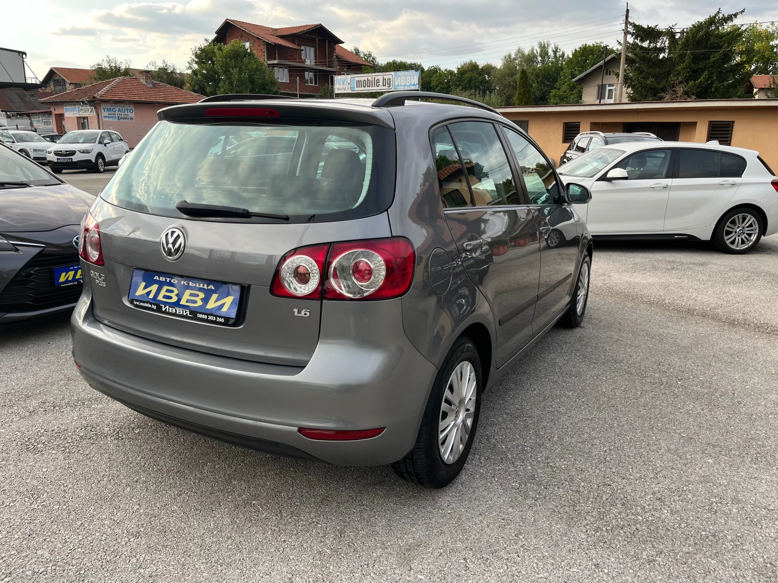 VW Golf Plus 1.6 I. 102 кс. 157 Х КМ, снимка 11 - Автомобили и джипове - 56285430