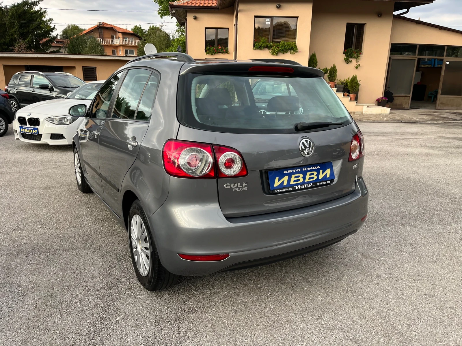 VW Golf Plus 1.6 I. 102 кс. 157 Х КМ, снимка 10 - Автомобили и джипове - 56285430