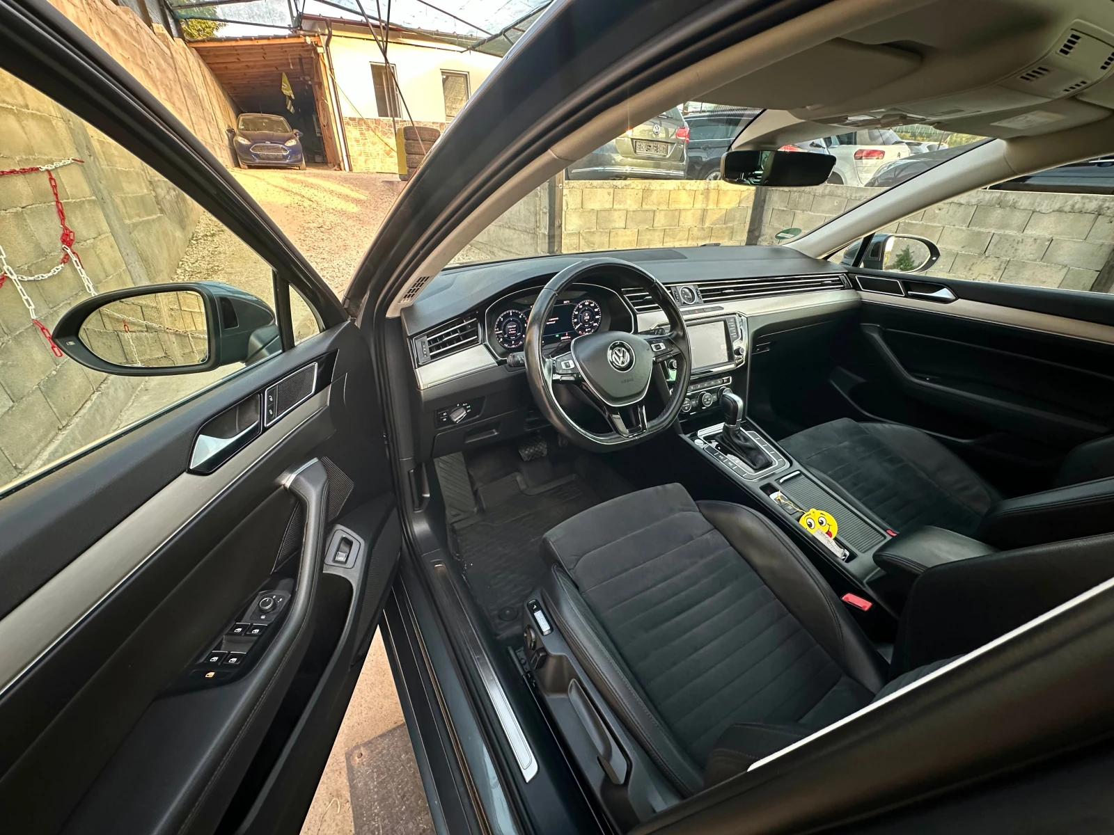 VW Passat 2.0TDI Highline, Дигитал, Панорама, История, снимка 9 - Автомобили и джипове - 56330963