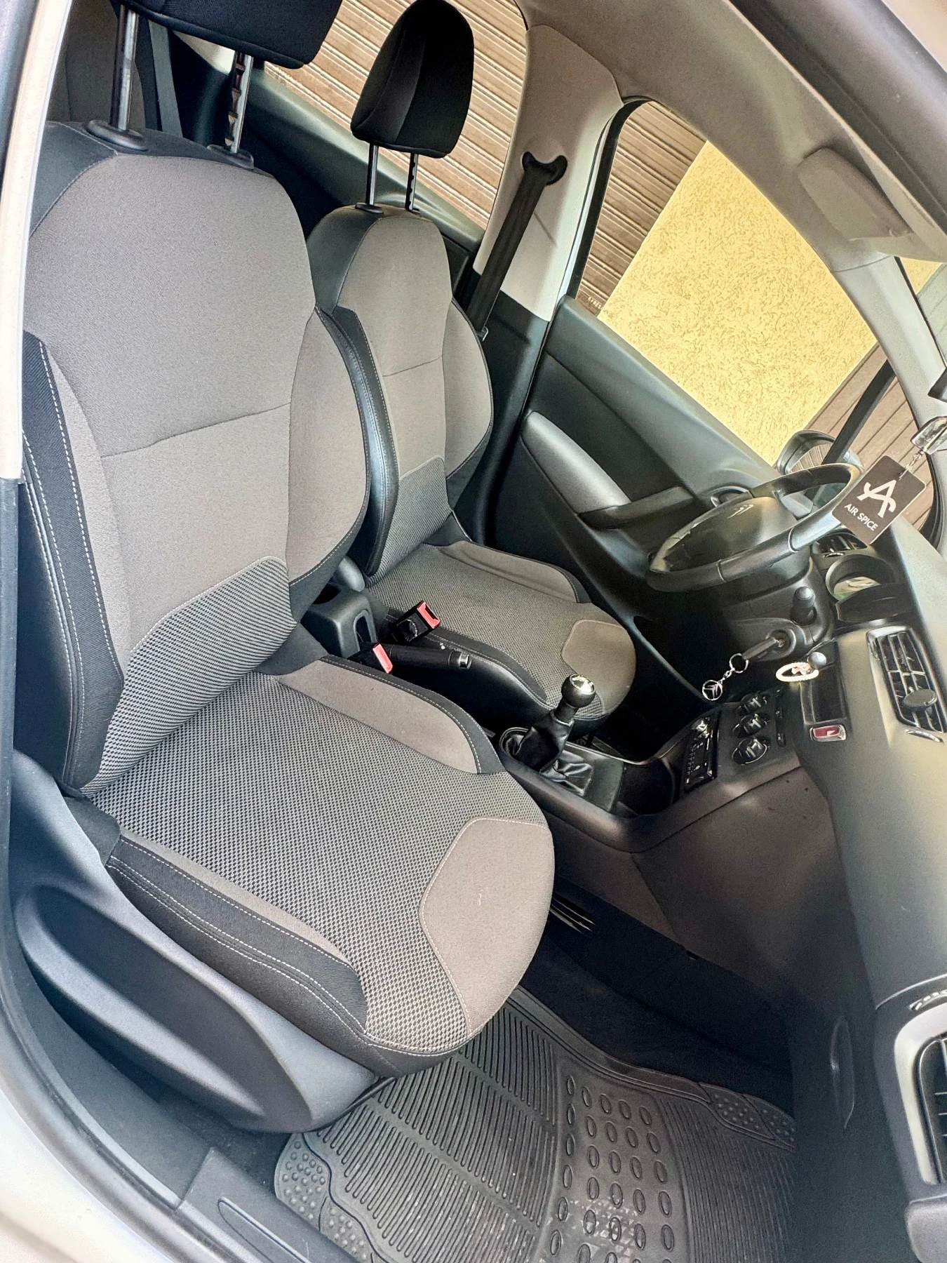 Citroen C3 1.6 dci, снимка 9 - Автомобили и джипове - 56374488