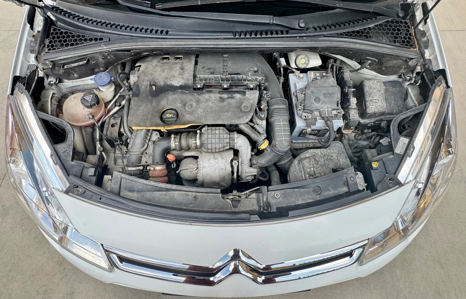 Citroen C3 1.6 dci, снимка 15 - Автомобили и джипове - 56374488