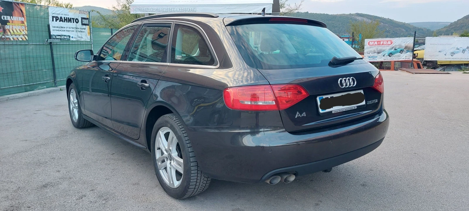 Audi A4 2.0 TDI 143k.c. AUTOMATIC, снимка 6 - Автомобили и джипове - 56456534