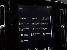 Volvo XC40 T4 R-Design, снимка 17