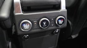 Land Rover Discovery 3.0* TD6 First Edition* , снимка 15