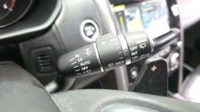 Land Rover Discovery 3.0* TD6 First Edition* , снимка 14