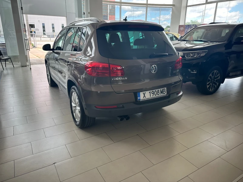 VW Tiguan 4Motion, снимка 3 - Автомобили и джипове - 47006840