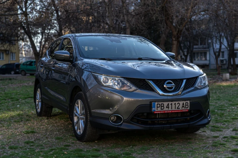 Nissan Qashqai 1.2I, снимка 1 - Автомобили и джипове - 49583631