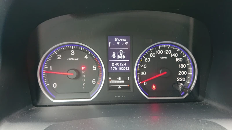 Honda Cr-v, снимка 12 - Автомобили и джипове - 52048557