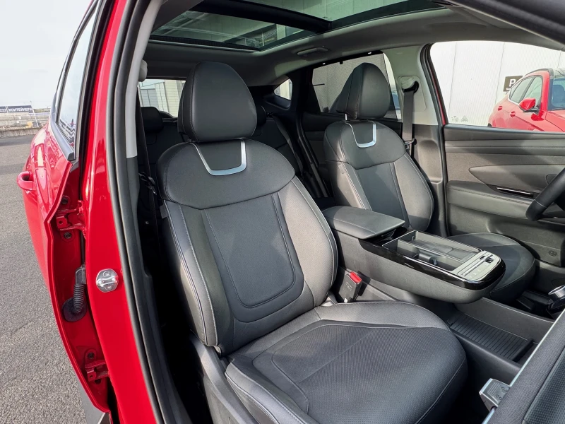 Hyundai Tucson Luxury Sunroof, снимка 13 - Автомобили и джипове - 52130472