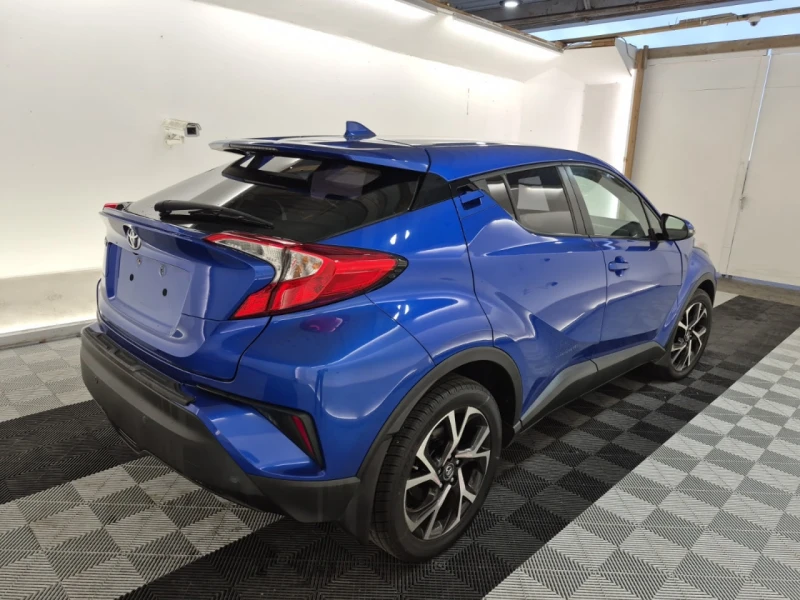Toyota C-HR CARFAX* АВТОФИНАНСИРАНЕ* БЕЗ ПЪРВОНАЧАЛНА ВНОСКА* , снимка 3 - Автомобили и джипове - 52953418