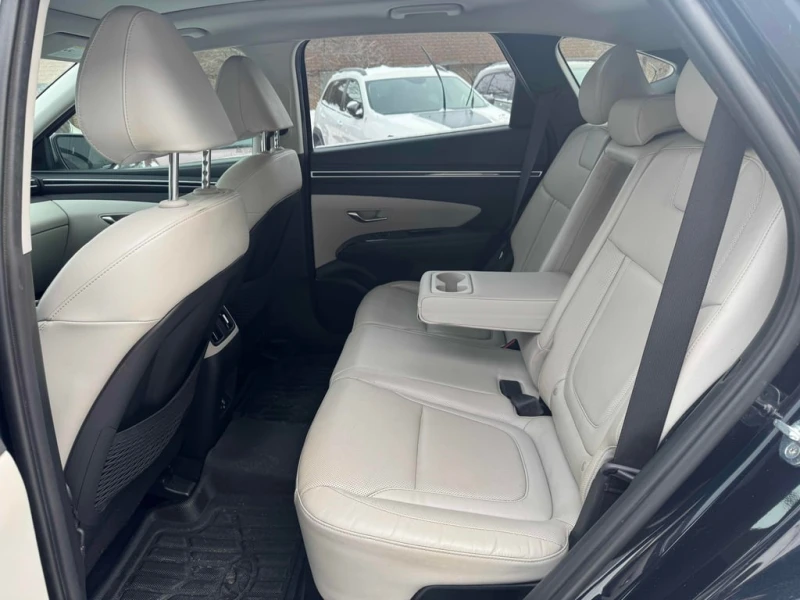 Hyundai Tucson * Luxury * CARFAX /PANO/NAVI/LANE ASSIST, снимка 15 - Автомобили и джипове - 53338277