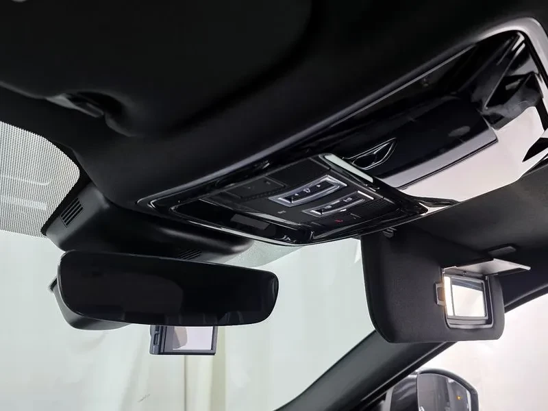 Land Rover Range Rover Velar, снимка 17 - Автомобили и джипове - 54515156