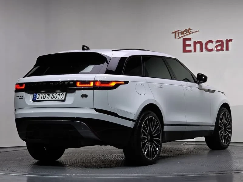 Land Rover Range Rover Velar, снимка 2 - Автомобили и джипове - 54515156