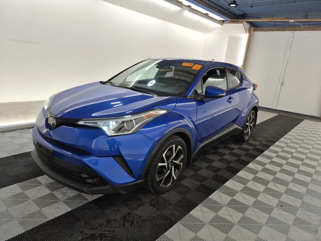 Toyota C-HR CARFAX* АВТОФИНАНСИРАНЕ* БЕЗ ПЪРВОНАЧАЛНА ВНОСКА* , снимка 1