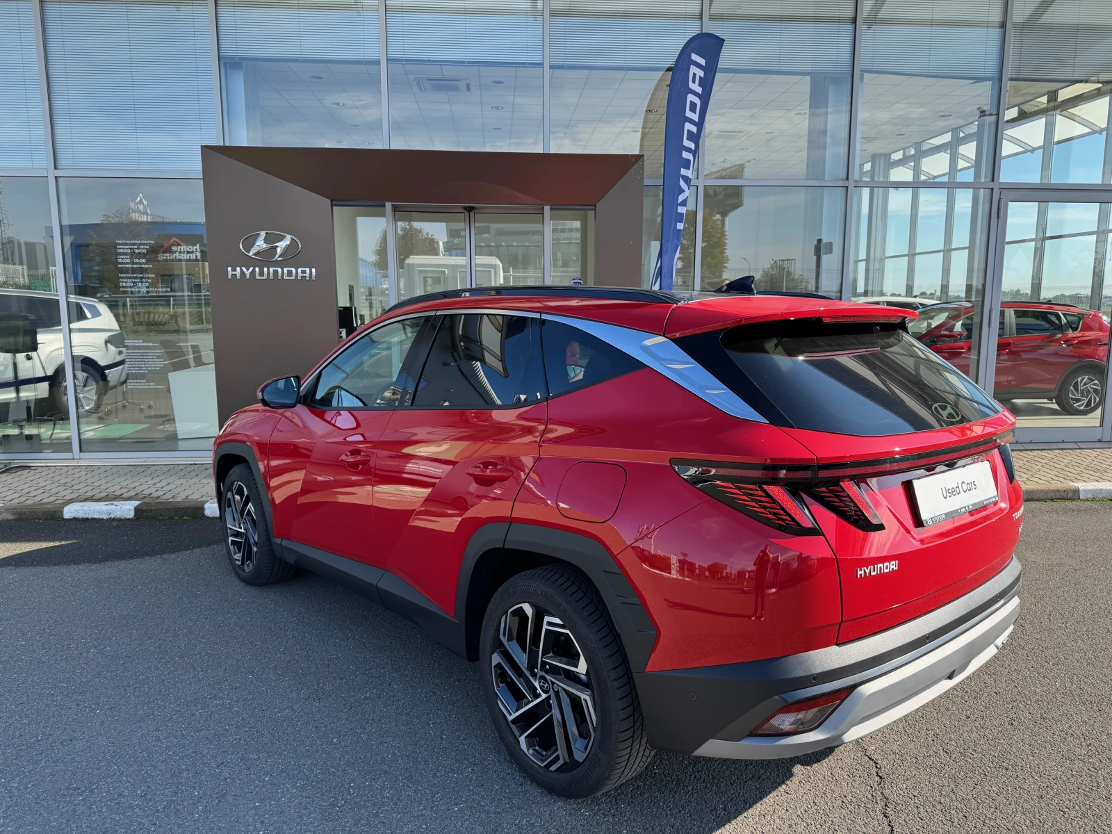 Hyundai Tucson Luxury Sunroof - изображение 3
