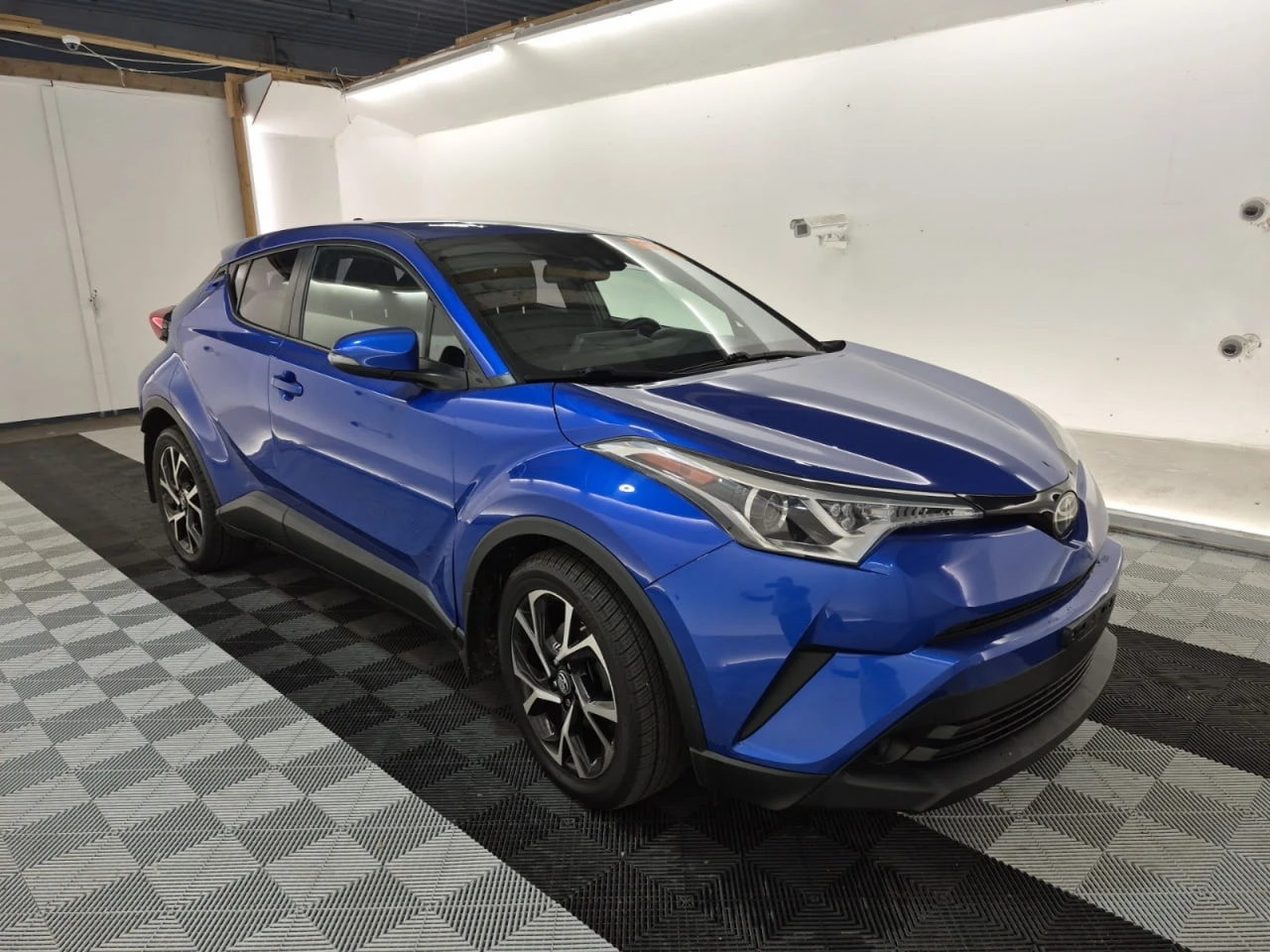 Toyota C-HR CARFAX* АВТОФИНАНСИРАНЕ* БЕЗ ПЪРВОНАЧАЛНА ВНОСКА*  - изображение 2