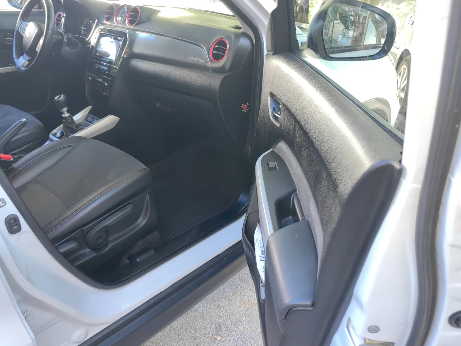 Suzuki Vitara 1.4T 4* 4 - изображение 9