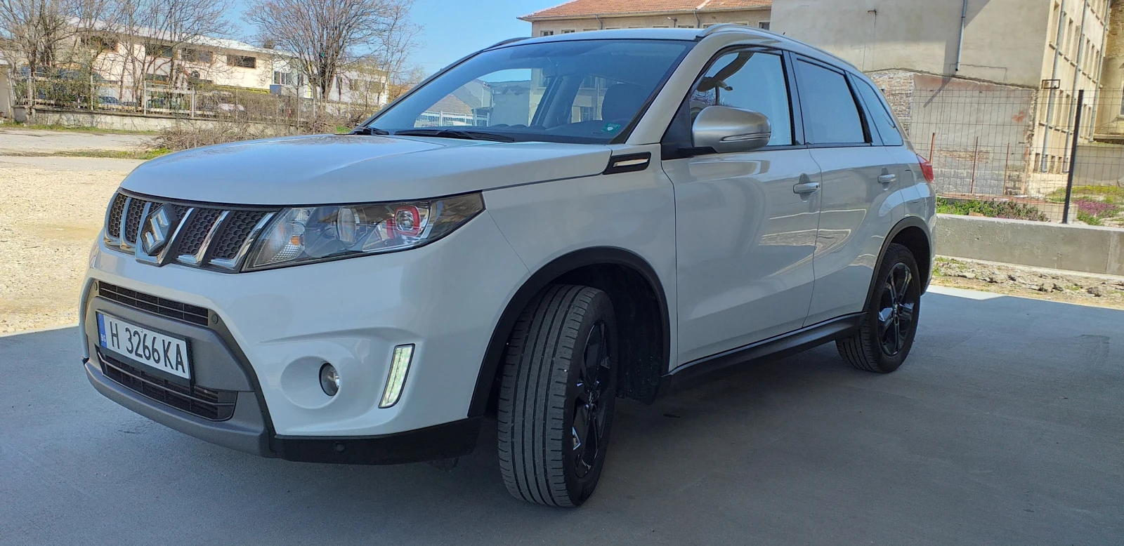 Suzuki Vitara 1.4T 4* 4 - изображение 3