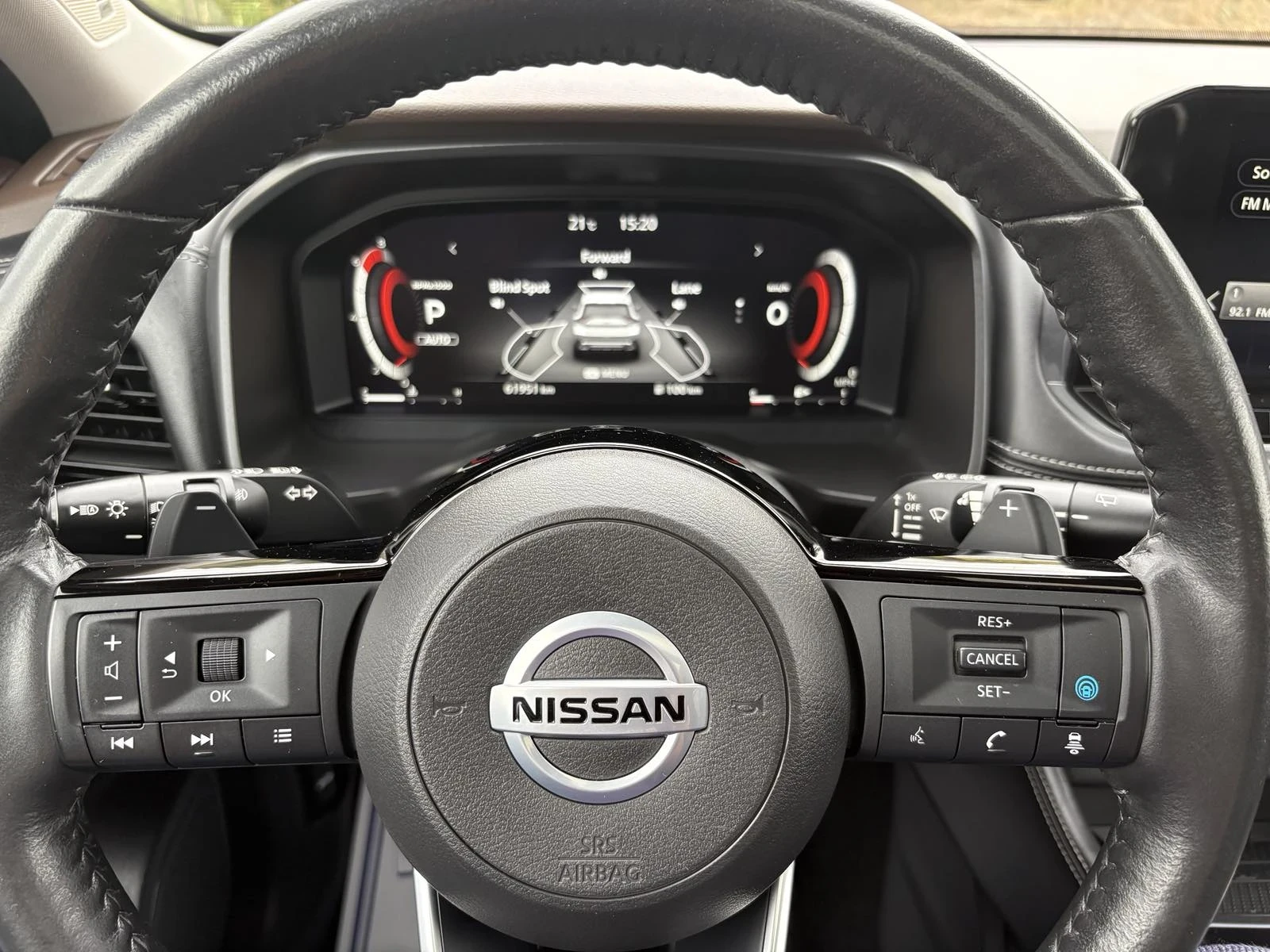 Nissan X-trail 2.5L, 4x4, PLATINUM, FULL | Mobile.bg � ����������� 17