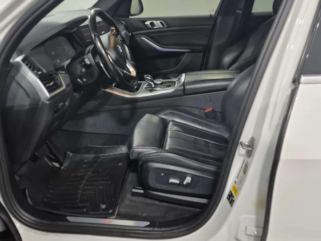 BMW X5 xDrive40i X-Line | PANO | KEYLESS | ПОДГРЕВИ |  - изображение 5