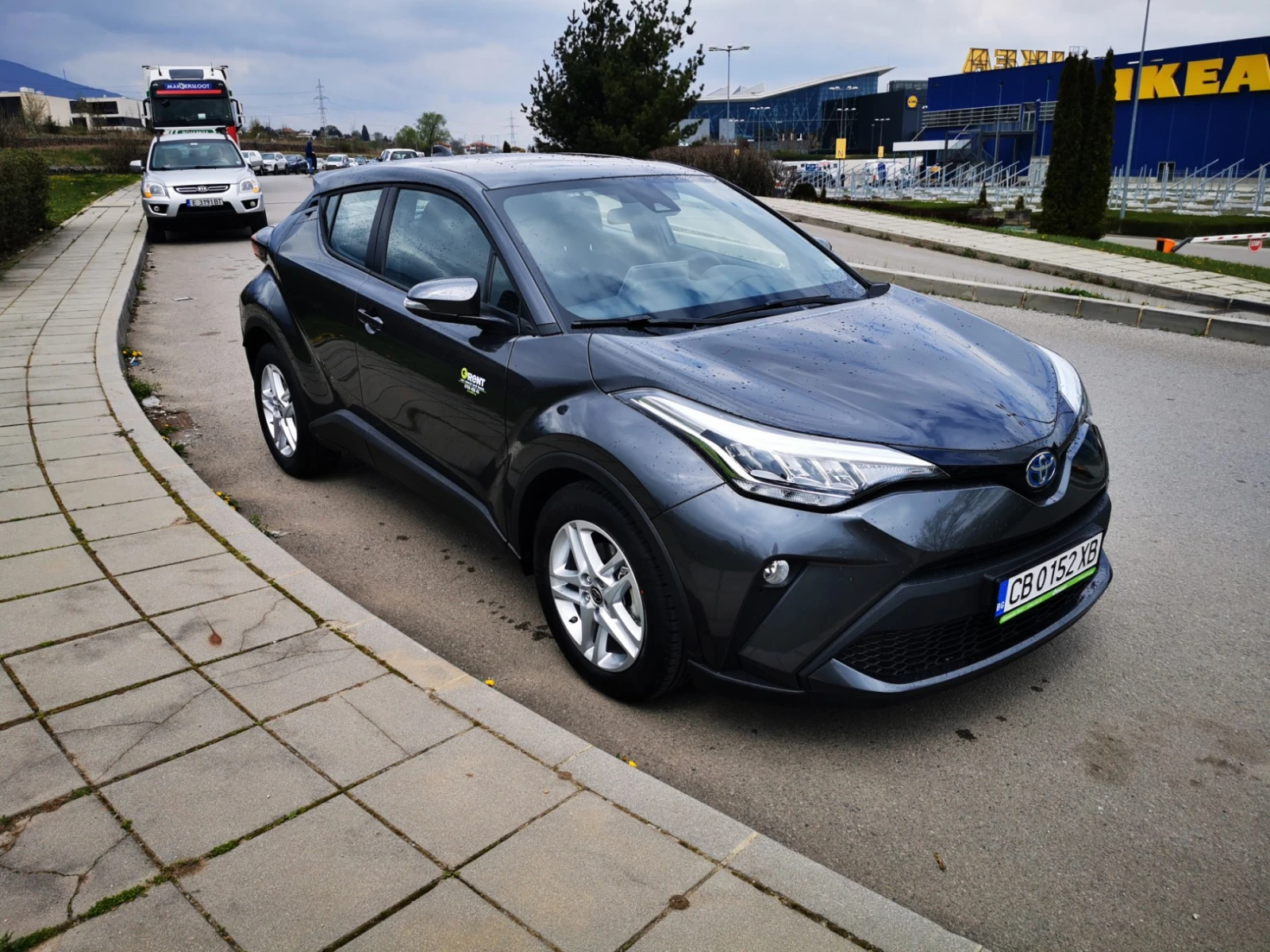 Toyota C-HR 1500Евро за плучаване, 1.8Hybrid e-CVT, снимка 3 - Автомобили и джипове - 53703384