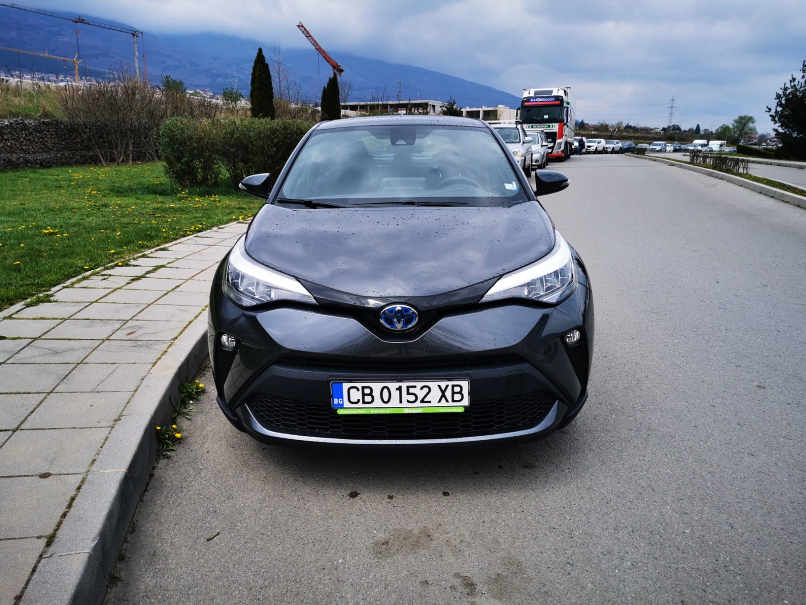 Toyota C-HR 1500Евро за плучаване, 1.8Hybrid e-CVT, снимка 2 - Автомобили и джипове - 53703384