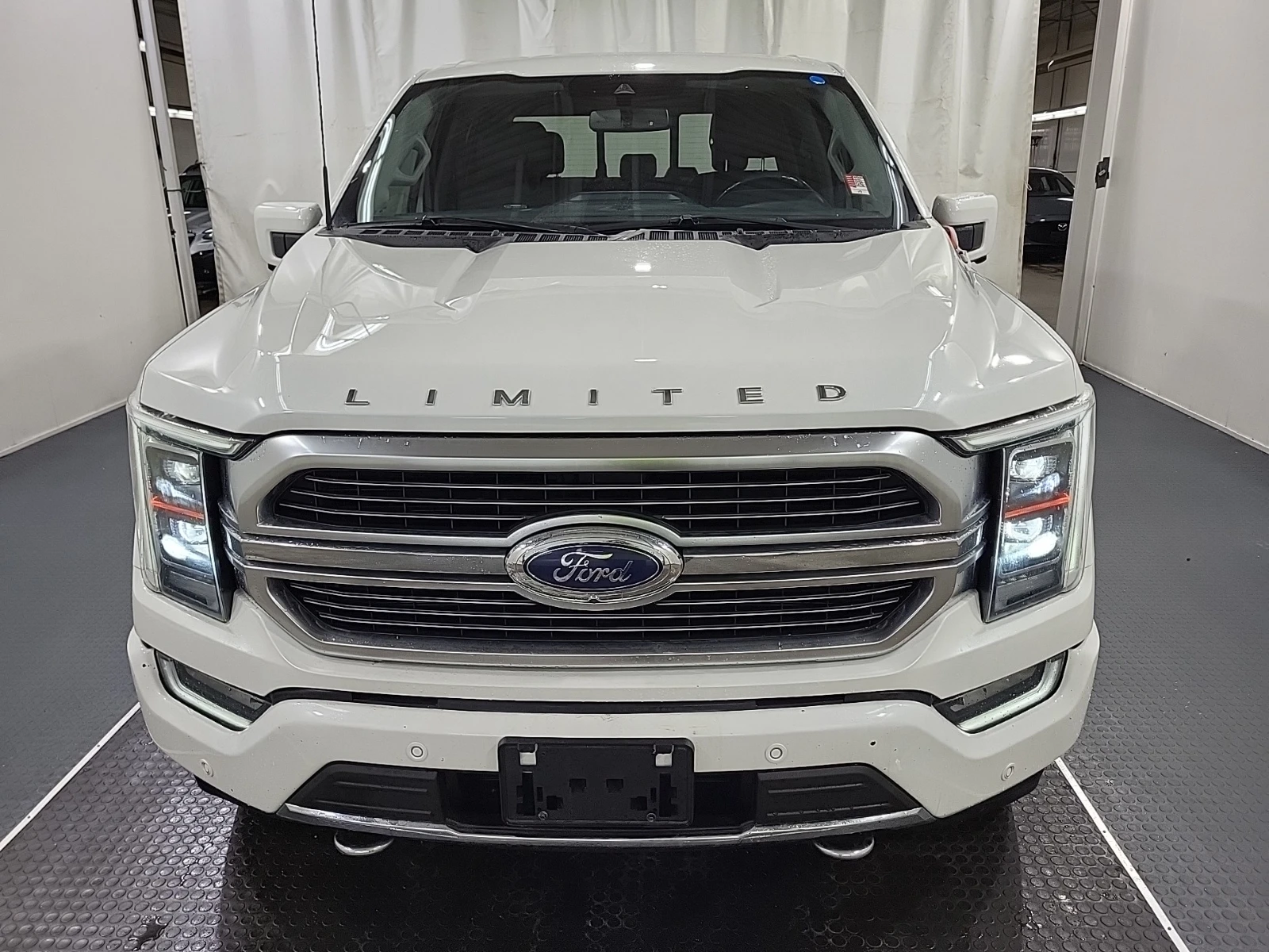 Ford F150 LIMITED CREW CAB SHORT BED* Hybrid* AWD* CARFAX* , снимка 3 - Автомобили и джипове - 53948824