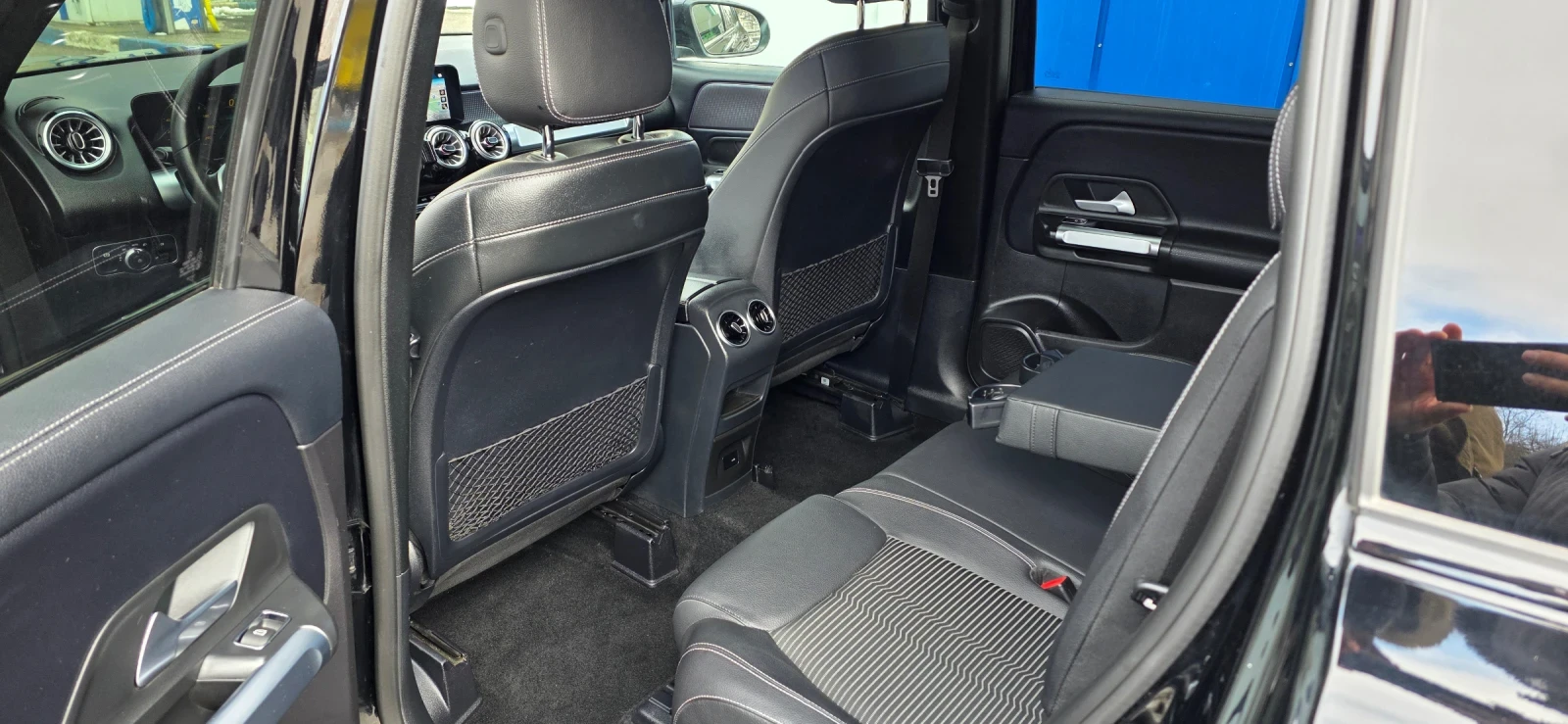 Mercedes-Benz GLB, снимка 11 - Автомобили и джипове - 54336251