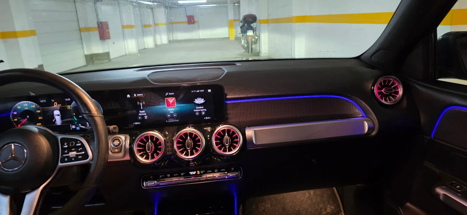 Mercedes-Benz GLB, снимка 12 - Автомобили и джипове - 54336251