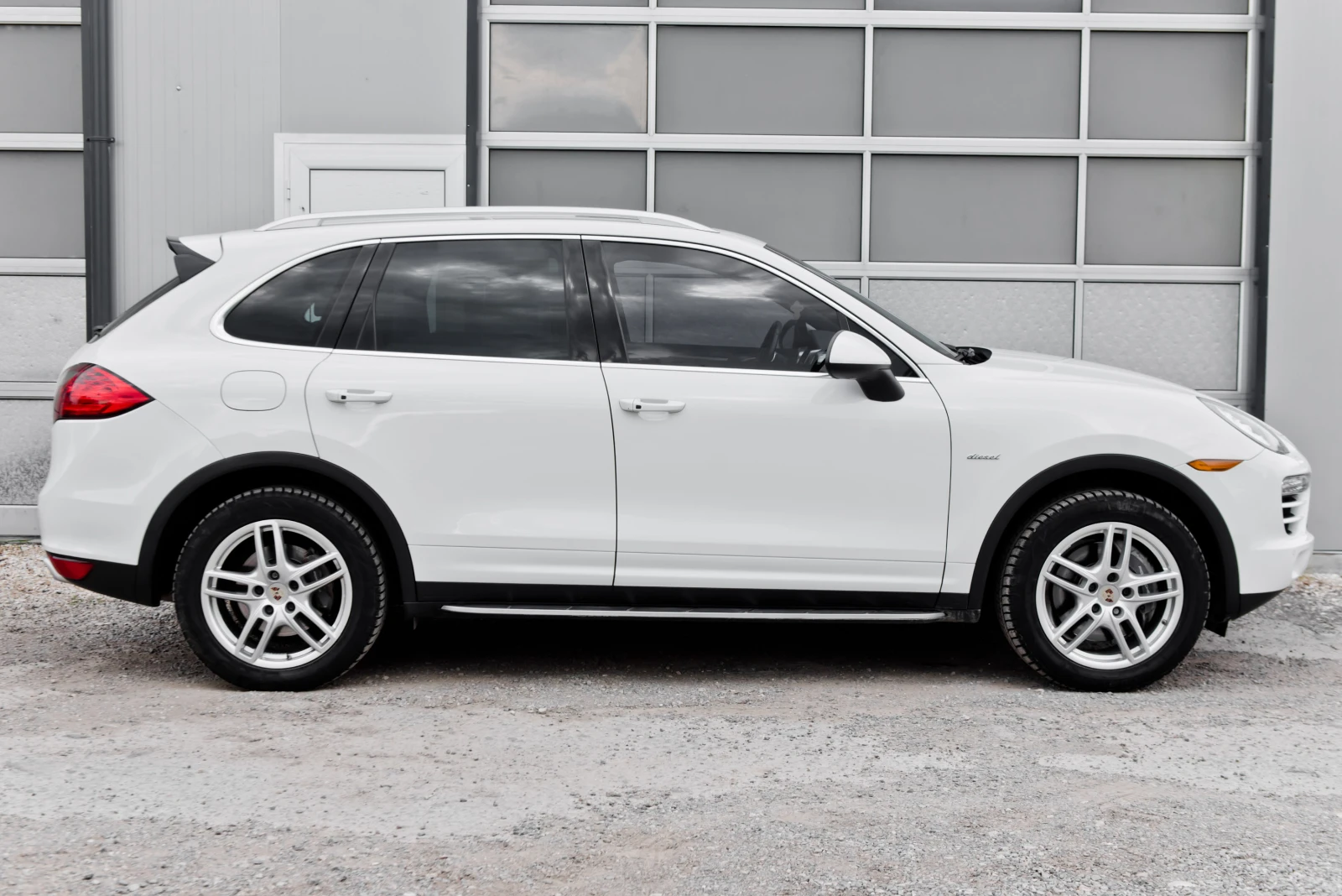 Porsche Cayenne 3.0TDI* FULL, снимка 4 - Автомобили и джипове - 54614951