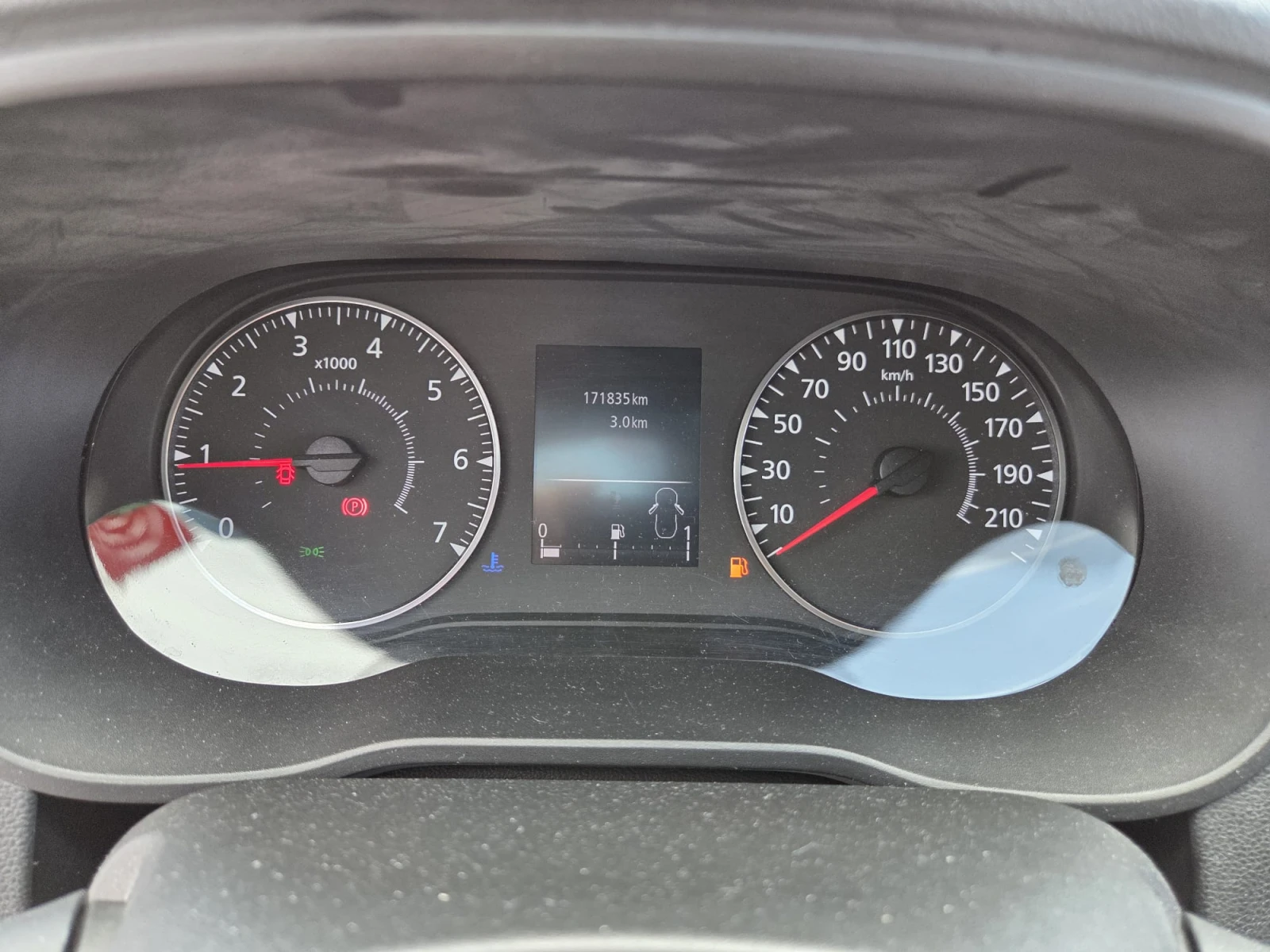 Dacia Duster 1.5 dci , снимка 14 - Автомобили и джипове - 55069306
