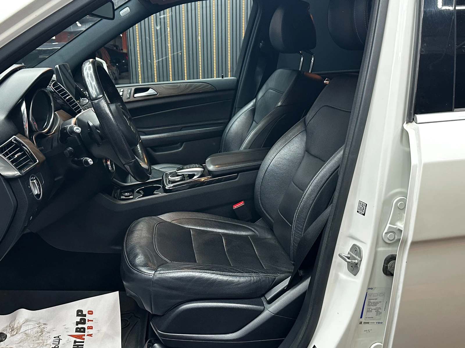 Mercedes-Benz GLE 350 AMG Пакет/ГАРАНЦИЯ, снимка 9 - Автомобили и джипове - 55141649