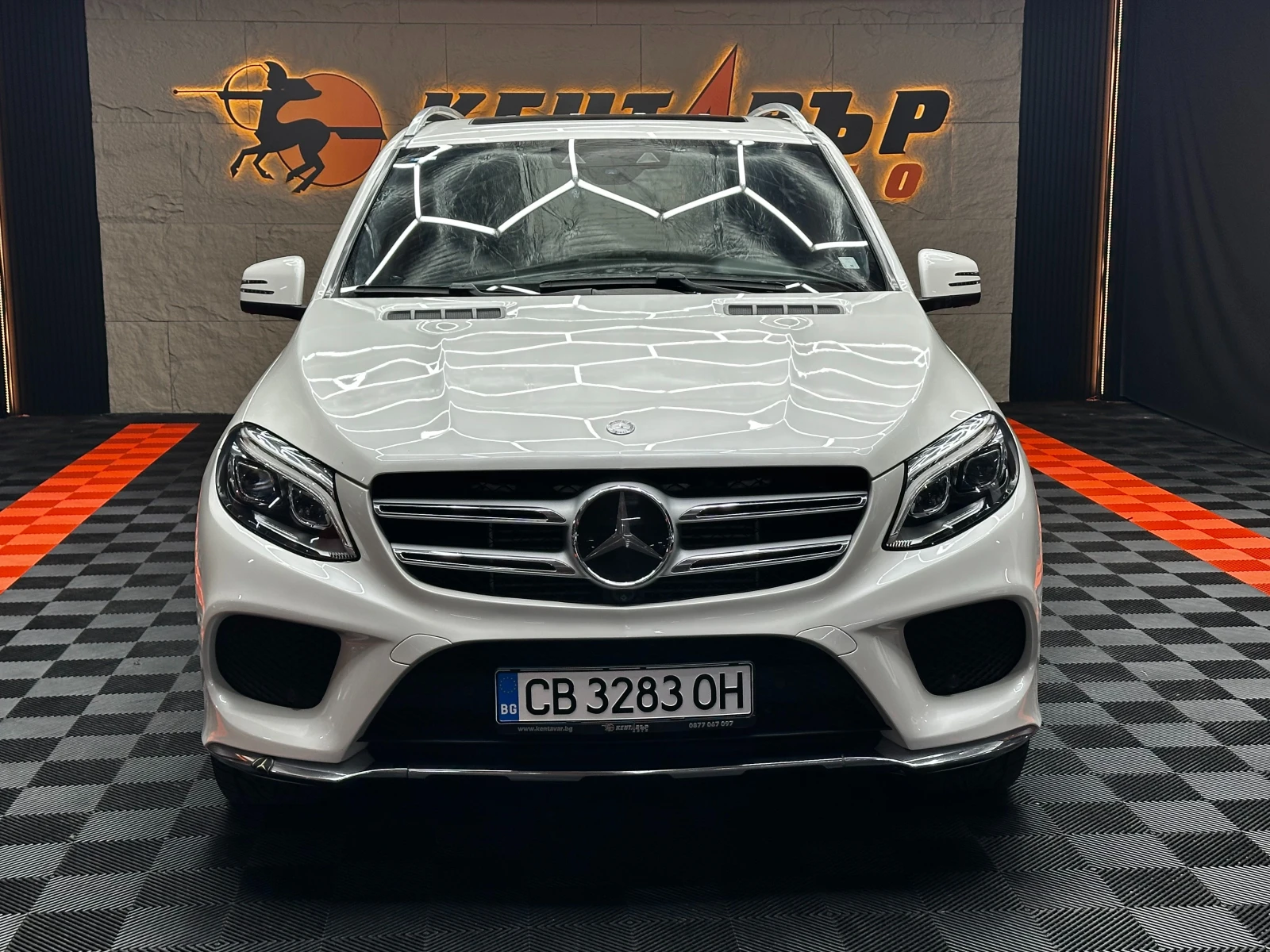 Mercedes-Benz GLE 350 AMG Пакет/ГАРАНЦИЯ, снимка 2 - Автомобили и джипове - 55141649