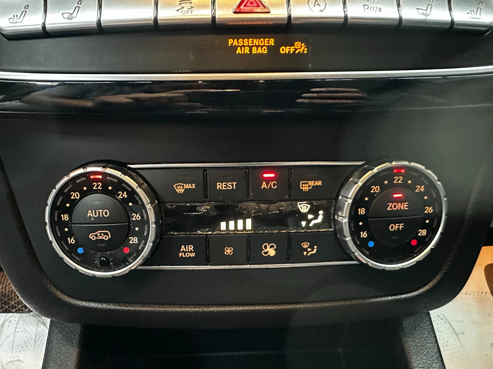 Mercedes-Benz GLE 350 AMG Пакет/ГАРАНЦИЯ, снимка 13 - Автомобили и джипове - 55141649