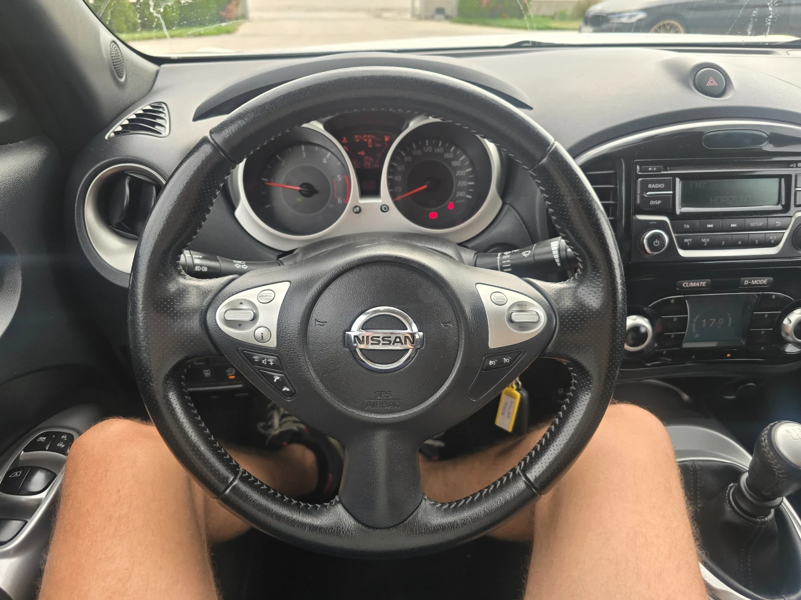 Nissan Juke 1.5 DCI, снимка 9 - Автомобили и джипове - 55324968