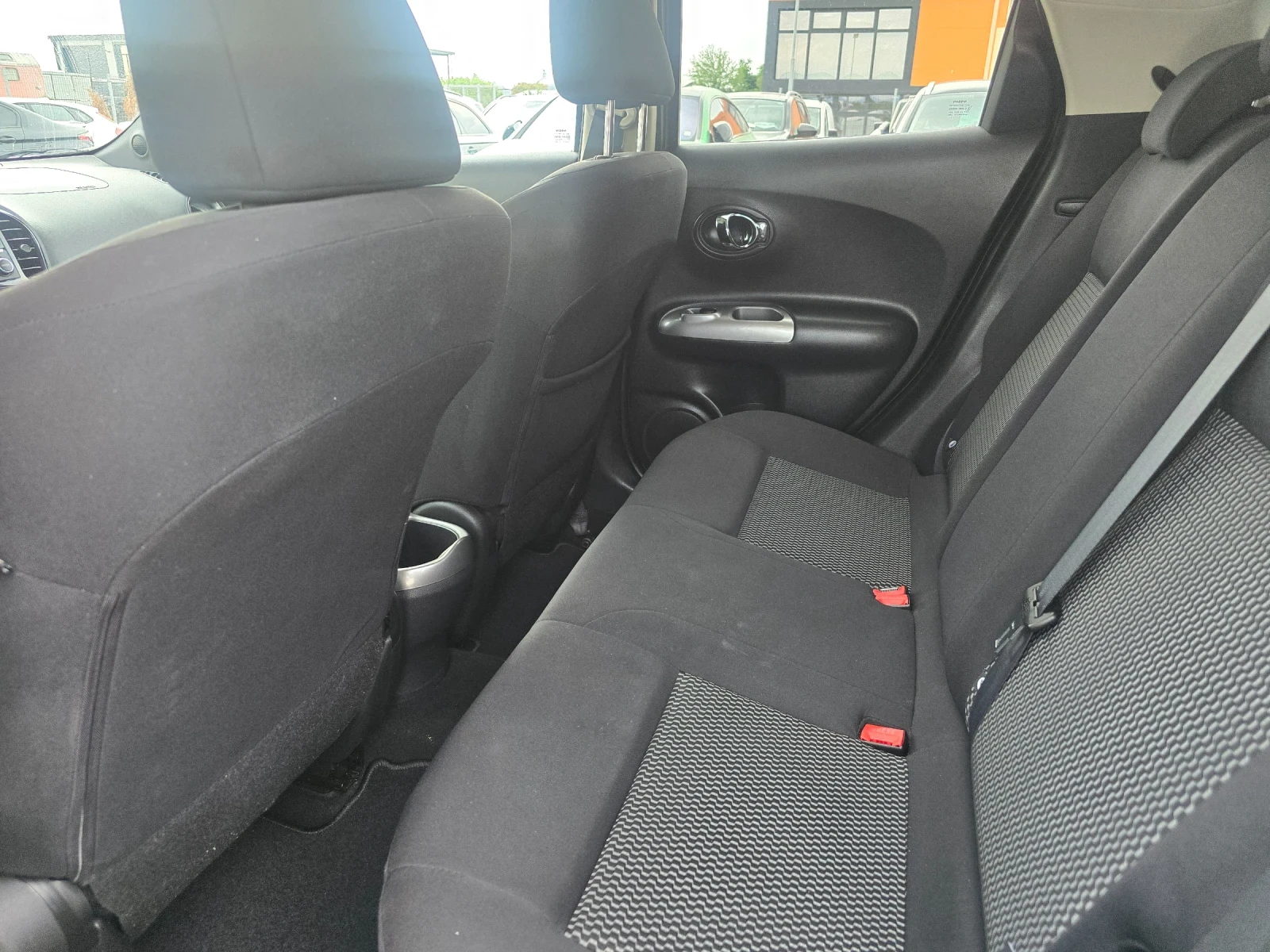 Nissan Juke 1.5 DCI, снимка 11 - Автомобили и джипове - 55324968