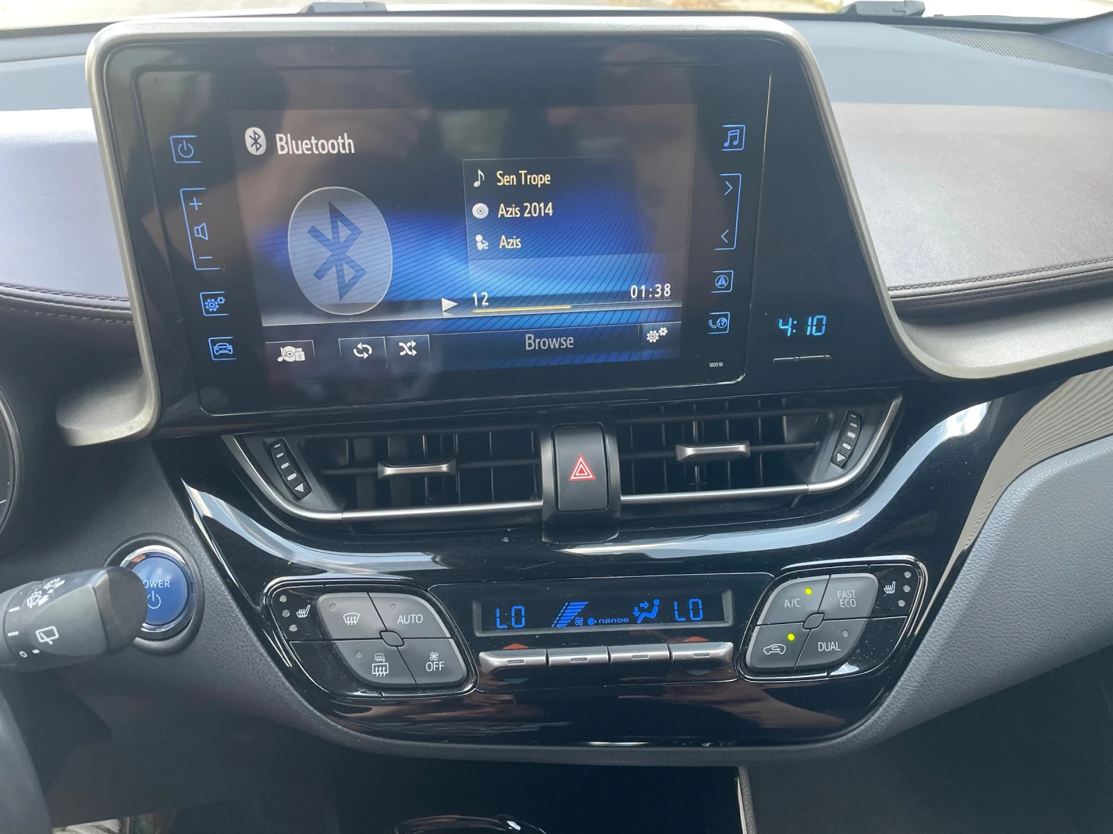 Toyota C-HR 1.8 🔝 Hybrid, снимка 13 - Автомобили и джипове - 55950724