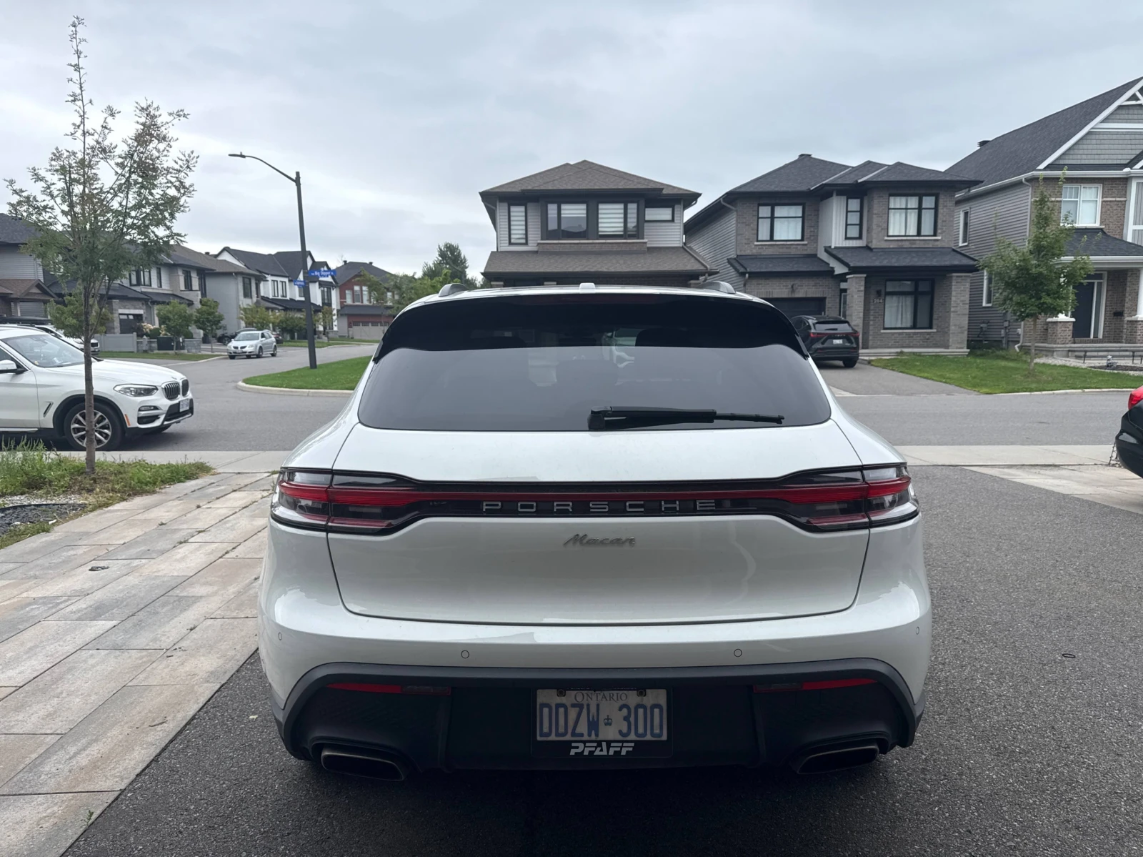 Porsche Macan * AWD * CARFAX * ОПЦИЯ ЗА ФИНАНСИРАНЕ, снимка 4 - Автомобили и джипове - 56059358
