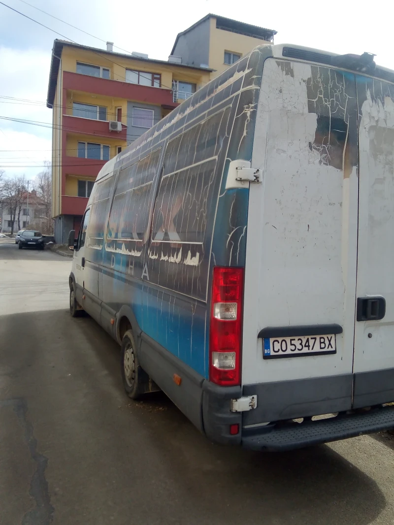 Iveco 35c18 3.0d, снимка 2 - Бусове и автобуси - 49143225