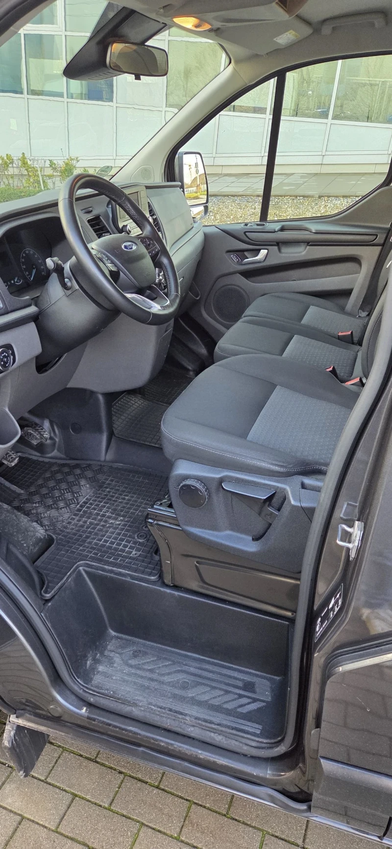 Ford Transit Custom Къстъм 2.0, снимка 13 - Бусове и автобуси - 52613696