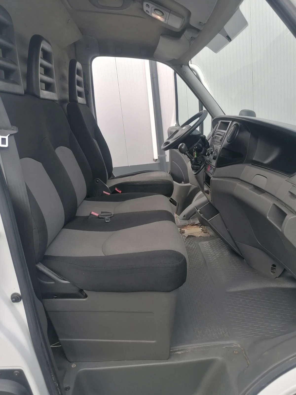 Iveco 35s13, снимка 6 - Бусове и автобуси - 54312979