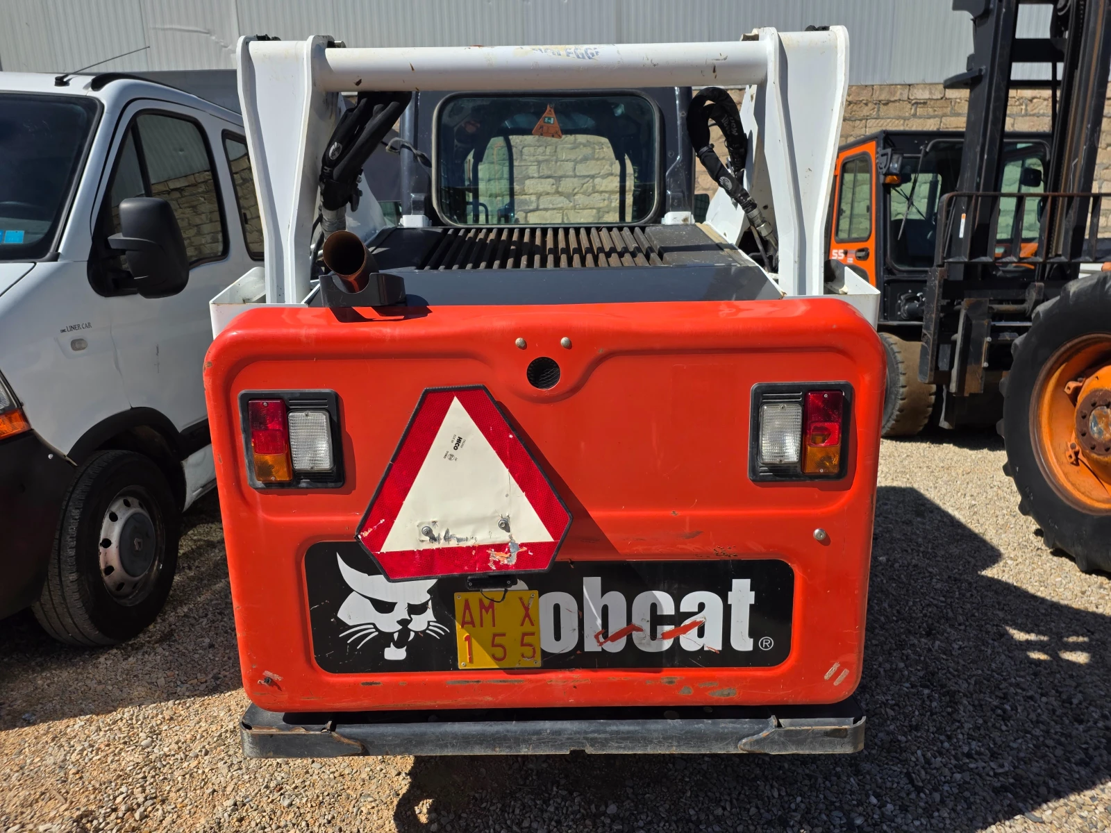 Мини челни товарачи Bobcat S590-HF-КЛИМА, снимка 2 - Индустриална техника - 56214521