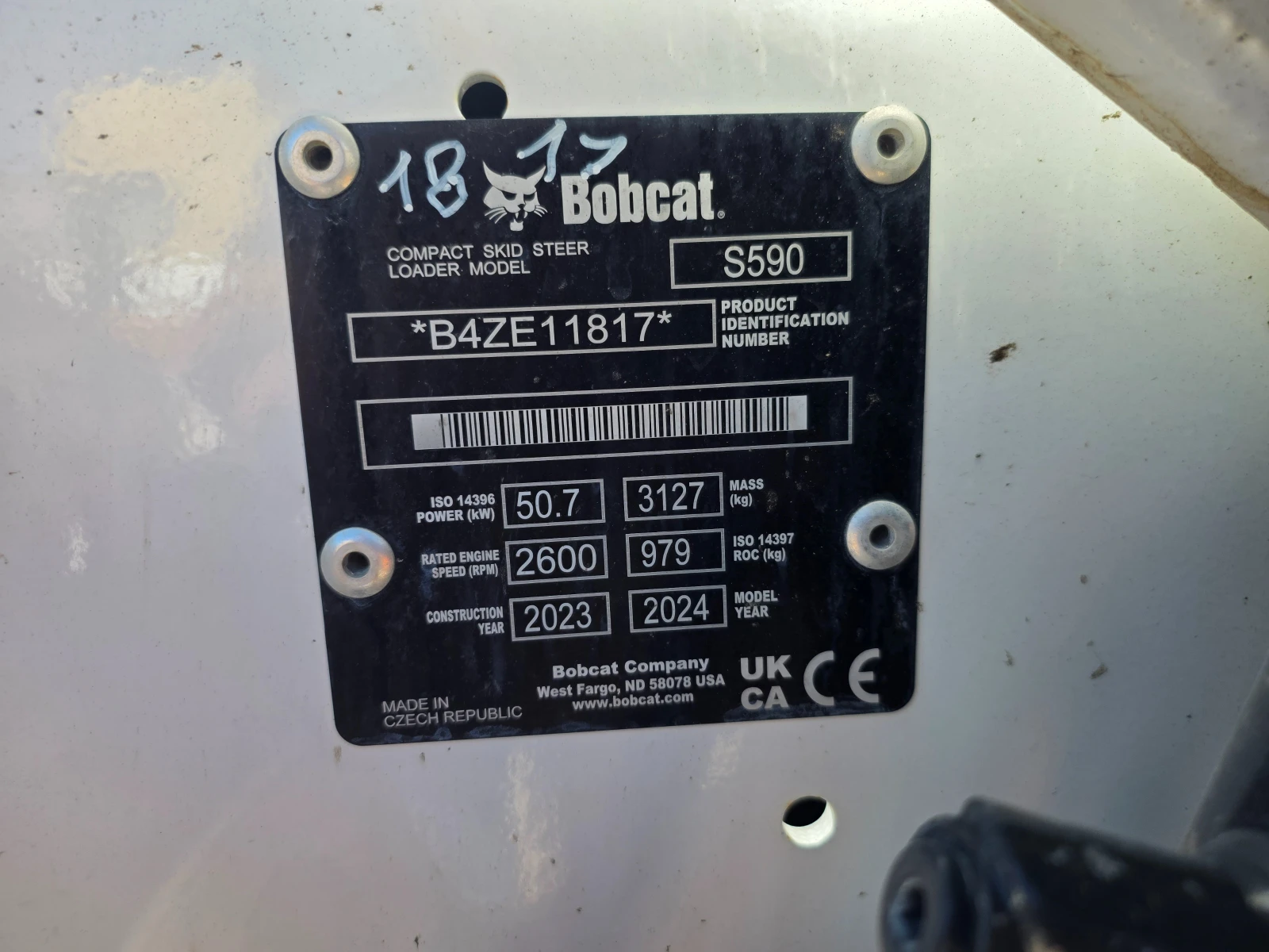 Мини челни товарачи Bobcat S590-HF-КЛИМА, снимка 3 - Индустриална техника - 56214521