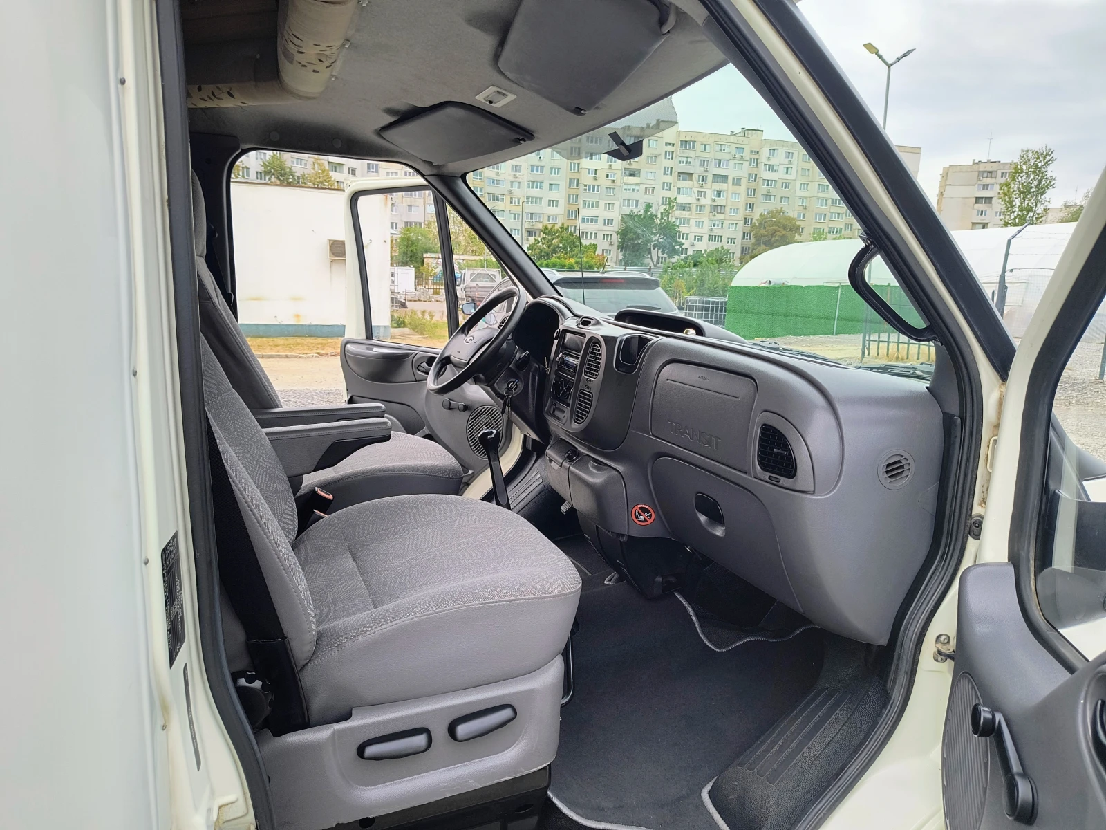 Кемпер Ford 2.4TDCi/125кс/КЛИМАТИК/RIMOR Sailer, снимка 7 - Каравани и кемпери - 56110568