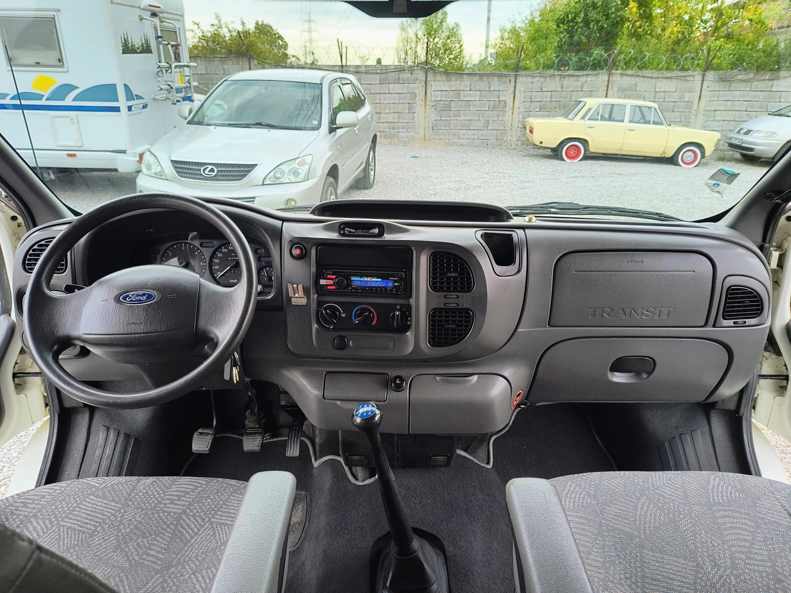 Кемпер Ford 2.4TDCi/125кс/КЛИМАТИК/RIMOR Sailer, снимка 6 - Каравани и кемпери - 56110568