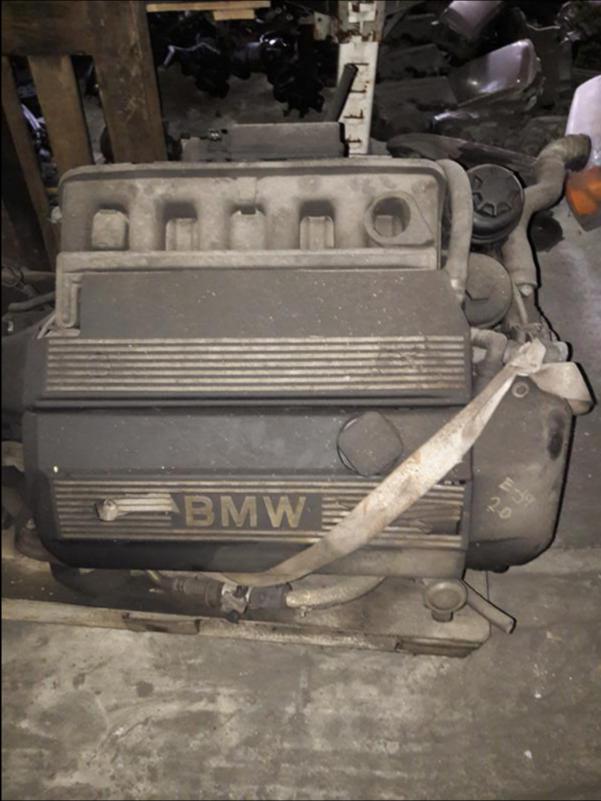 Двигател за BMW 520, снимка 1 - Части - 18131617
